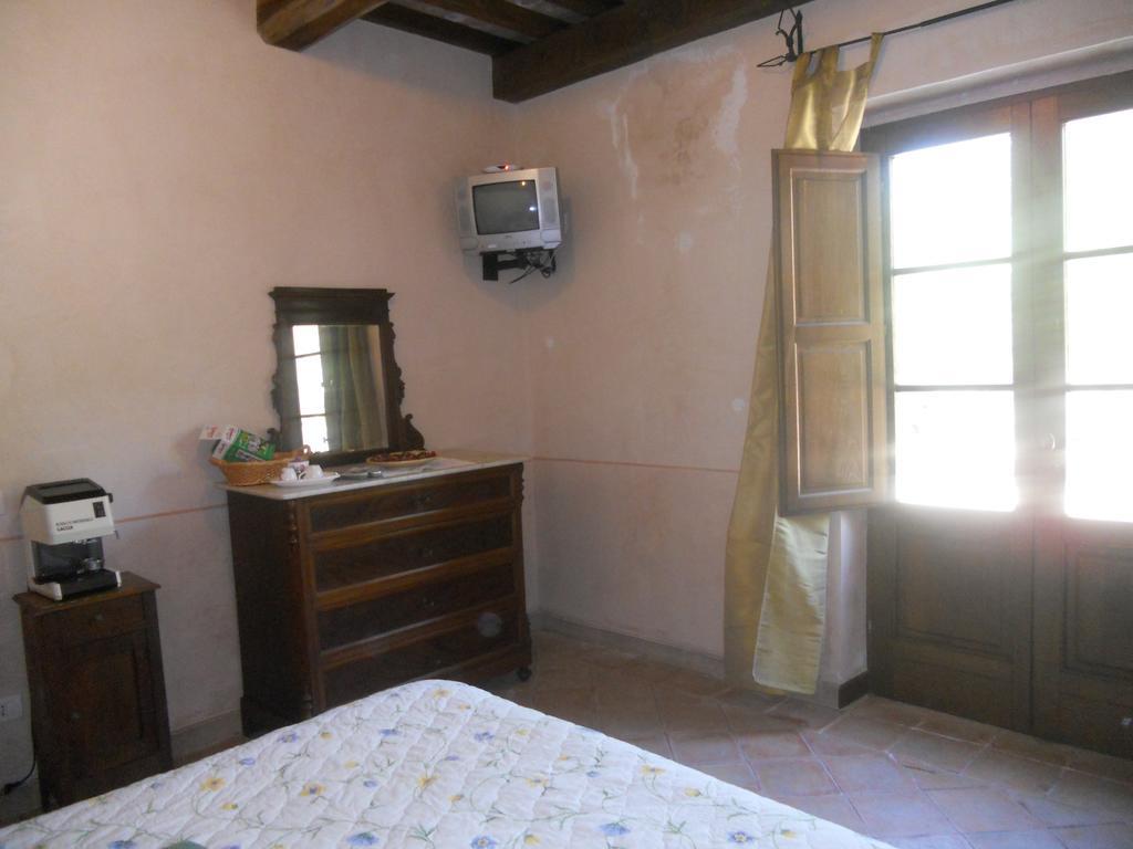 Agriturismo Tenuta Roccaccia Pitigliano Kültér fotó