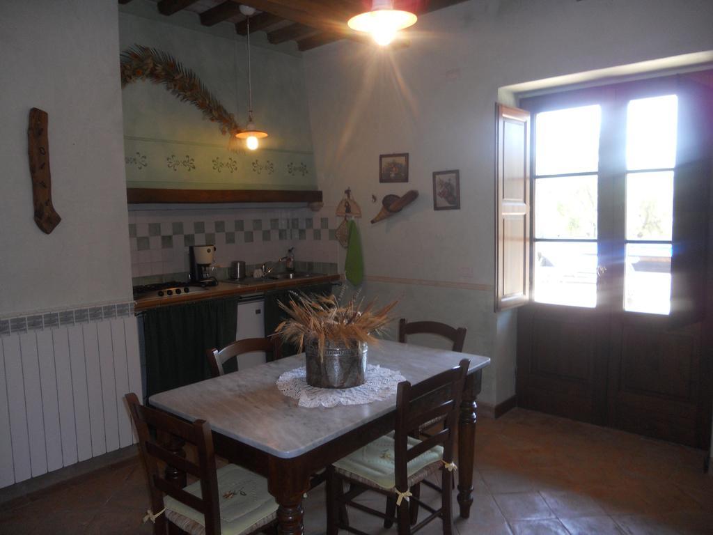 Agriturismo Tenuta Roccaccia Pitigliano Kültér fotó